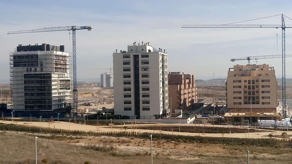 ¿De dónde saldrá el dinero para la construcción de una escuela infantil y un centro deportivo en El Cañaveral?